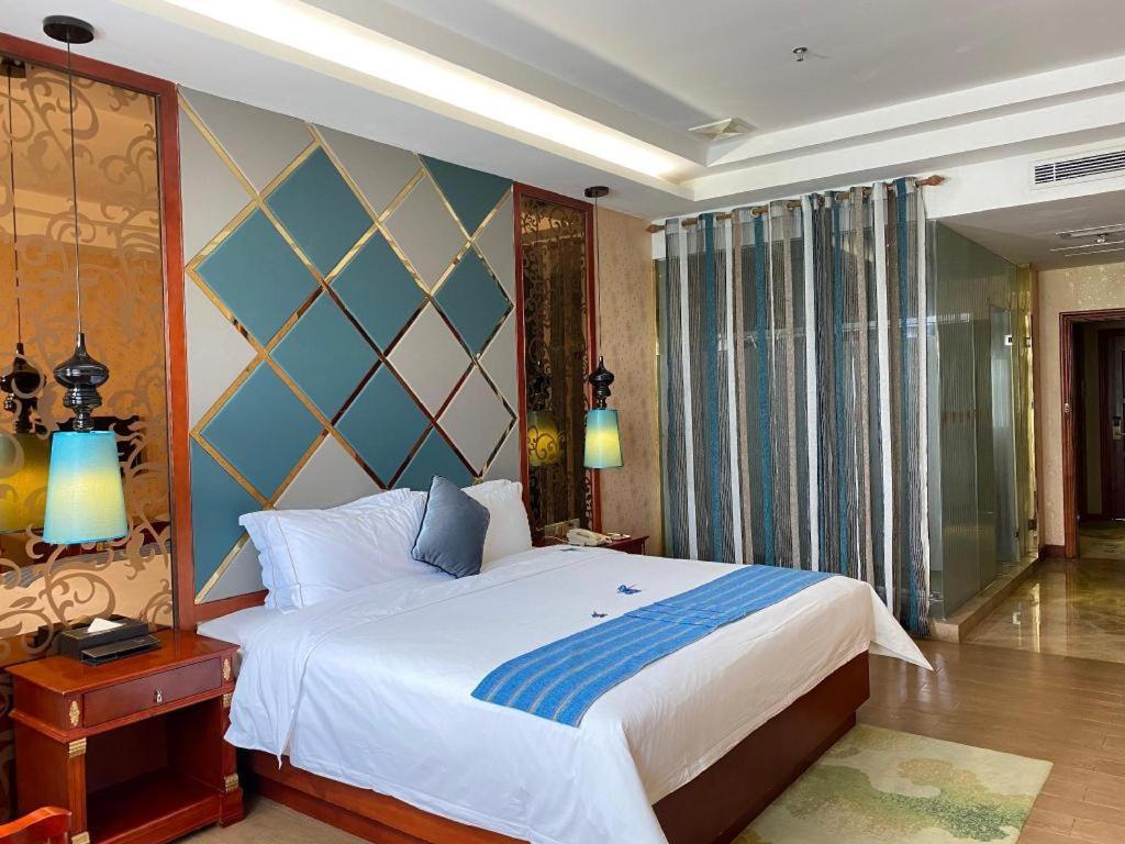 Shenzhen Kai Long International Hotel エクステリア 写真
